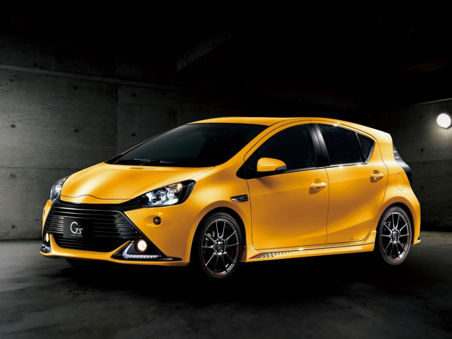  Toyota Aqua G Sports 2013 года  (фото 4 из 6)